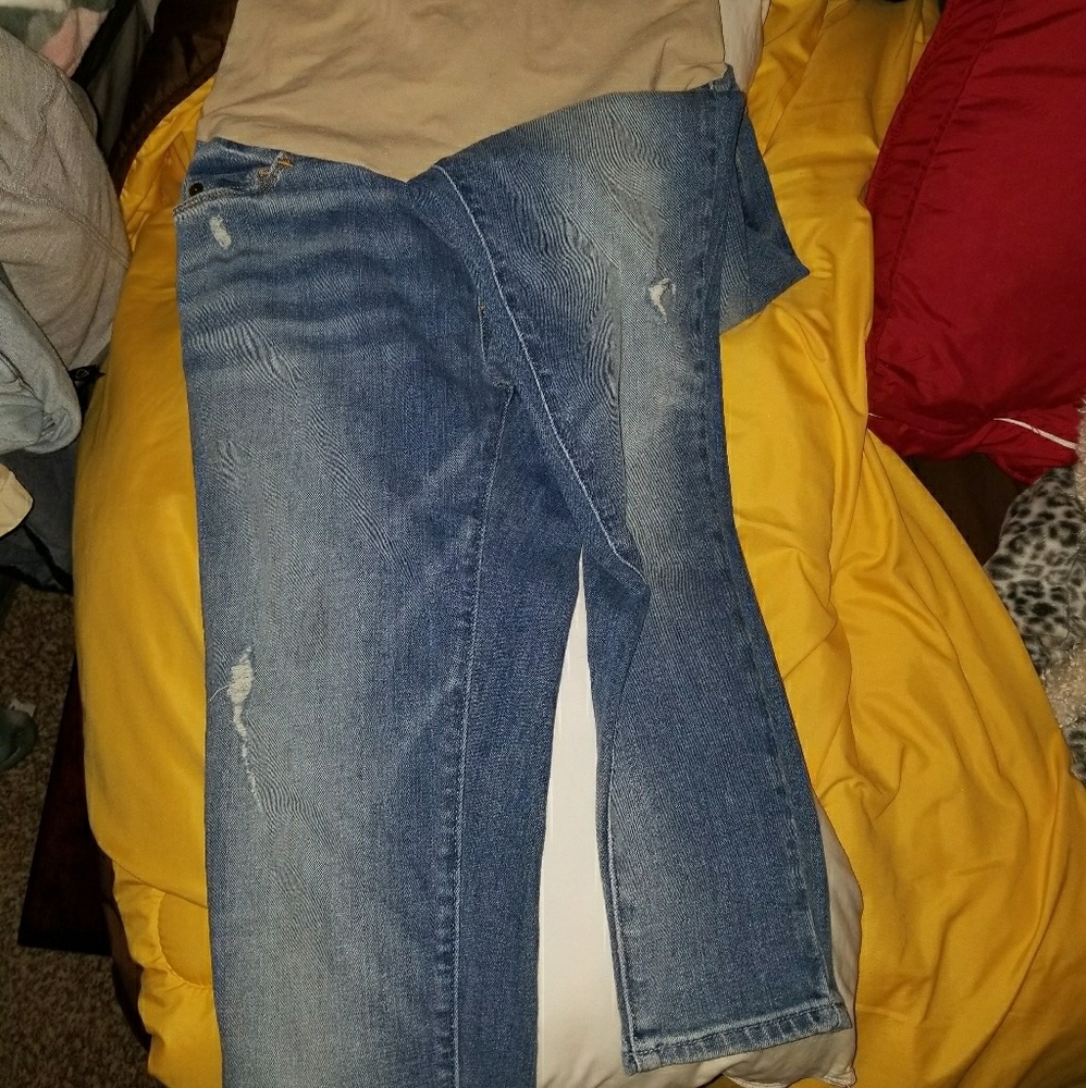 Maternity skinny jeans